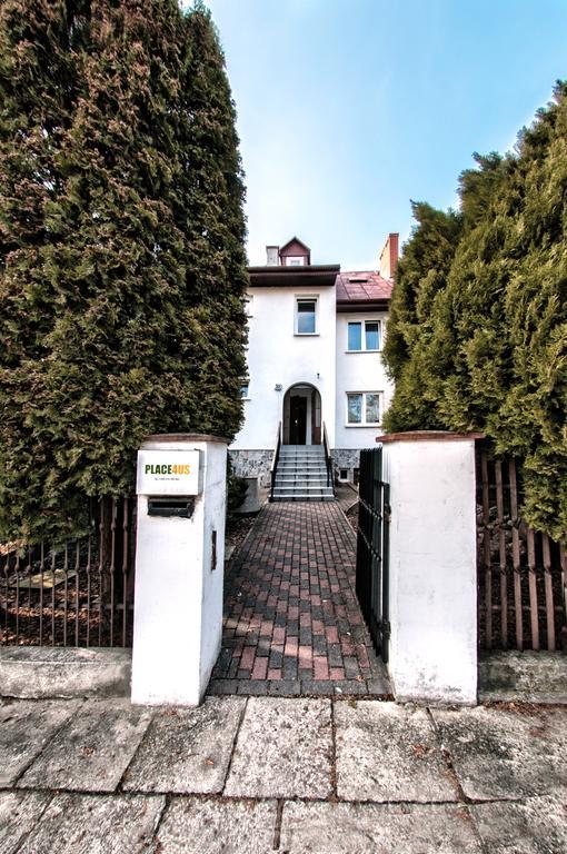Place4Us Warsaw Luaran gambar